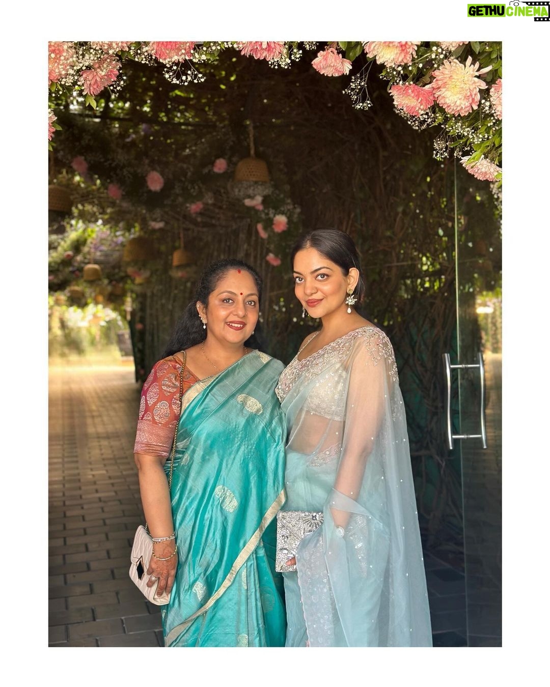 Ahana Kumar Instagram - Indian Summer Weddings πͺπ¦πΈπ»π @nikitaravi_ and @jayadevpj βs happily ever after which ended up being a fun get-away with most of my loved ones β₯οΈ PC of Image 3,4,9,10 - @vowsoflove β¨