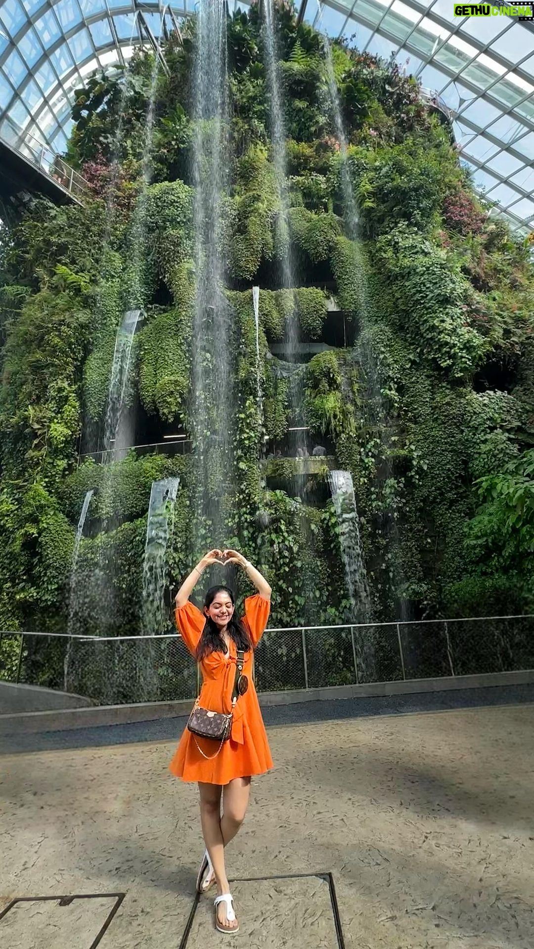 Ahana Kumar Instagram - This Song , This Step & Singapore ๐งก๐