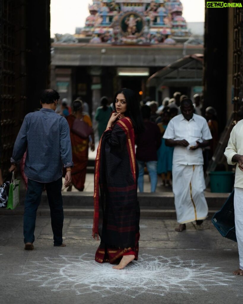 Ahana Kumar Instagram - evenings in Madras shot by @studio.molecule styled by me #Madras