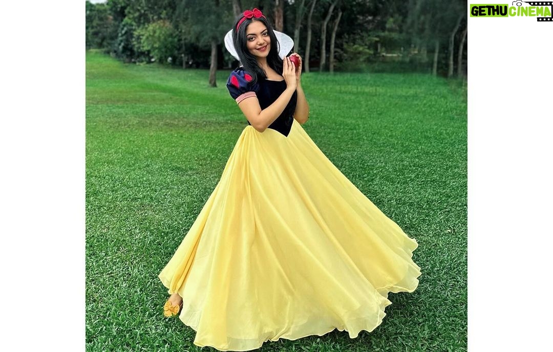 Ahana Kumar Instagram - Happy Halloween from Snow-White and Friends 🍄 @santinni.in stitched this dress with the kind of perfection that was beyond what I had imagined ♥️ @sindhu_krishna__ shot these images and I had too much fun editing them and planning the whole thing 🦋 #Halloween #SnowWhite 💙 Magic Kingdom At Walt Disney World