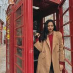 Ahana Kumar Instagram - tell me you’re in London without telling me you’re in London ☎️ Marylebone London