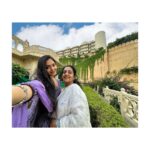 Ahana Kumar Instagram - 🌼☘️ White & Yellow Salwar from @styledivalabel 🌻 #Udaipur 🍃