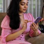 Ahana Kumar Instagram – Tired of spending too much time sharing photos? I felt the same way until I discovered the game-changer , Quick Share on my Samsung Galaxy F15 5G! It makes file transfer such a quick & simple process 🤩

Starting at Rs 11,999 ✨ Pre-Order now on #Flipkart and get a Travel Adapter at INR 299! 😍

#Samsung #AbIndiaKaregaFun #GalaxyF15 5G #Collab 💕

@samsungindia 💫