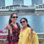 Ahana Kumar Instagram - Are you even in Singapore if you aren’t doing all of this ? 😋😛 Documented this trip and Singapore Vlog is now up on the channel. I love it! Watch and let me know if you like it? 😚 Merlion