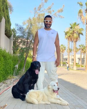 Ahmad Fahmy Instagram - Kong & Snow 🖤🤍