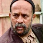 Ahmad Mehranfar Instagram - اولي كار دستگاه دومي كار دست 😂 #احمد_مهرانفر #فيلم_سينمايي_خجالت_نكش #محسن_دارسنج