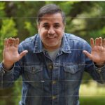 Ahmad Mehranfar Instagram - علی جان بدرود شاید رفتن زیباتر باشد تمامی ندارد این تلخی بی پایان... 🖤