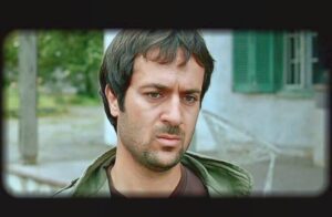 Ahmad Mehranfar Instagram - #درباره_الی 
سال ١٣٨٧

#اصغر_فرهادی 
#احمد_مهرانفر