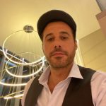 Ahmed Salah ElSaadany Instagram - النجفه مجننه امي 🙄