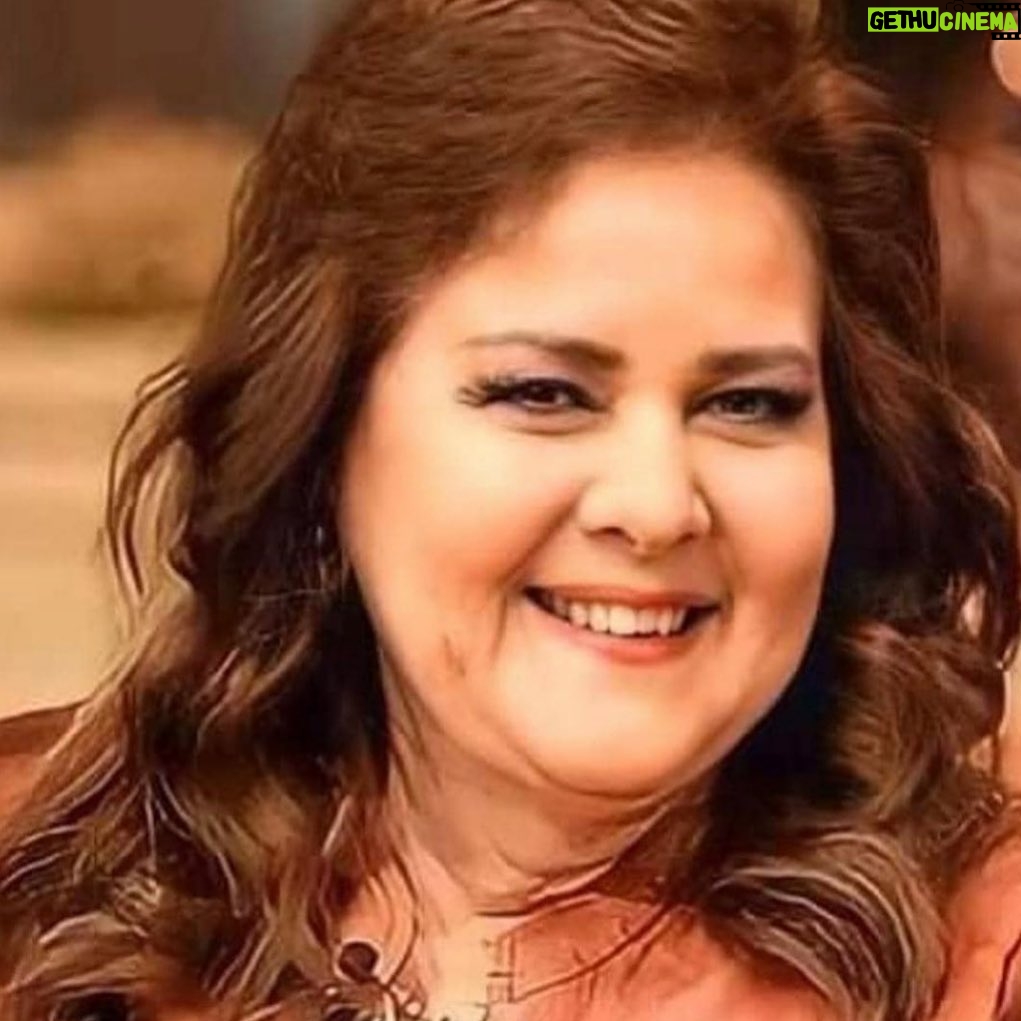 Ahmed Salah ElSaadany Instagram - إنا لله و إنا اليه راجعون ربنا يرحمك و يصبر بناتك يا رب بلاء كبير و اختبار صعب ربنا يعينهم و يرحمهم و يرحمنا جميعاً برحمته