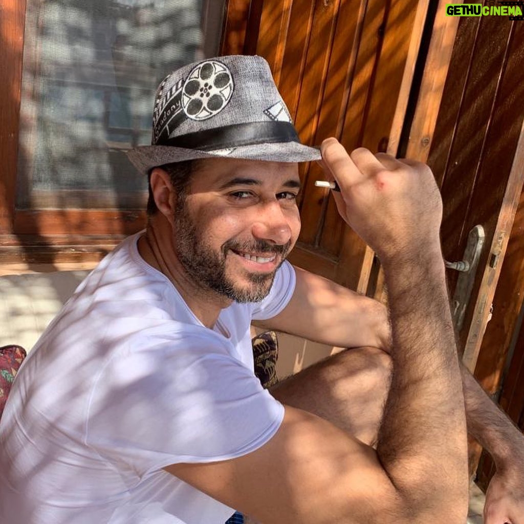 Ahmed Salah ElSaadany Instagram - Thank u my friend @manaleissa13 For the very special 🎩 ❤️ @justmanalized