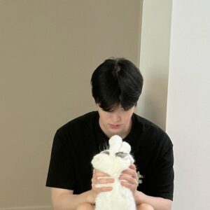 Ahn Jae-hyun Instagram - 🤍