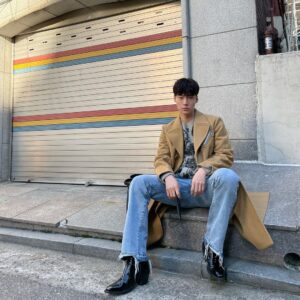 Ahn Jae-hyun Instagram - #운동천재 
많이 시청해주세요~
