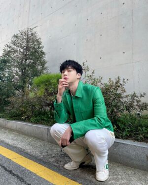 Ahn Jae-hyun Instagram - 오늘도 #운동천재 
photo by 민지