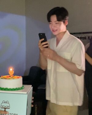 Ahn Jae-hyun Instagram - 💙🎂💙
