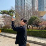 Ahn Jae-hyun Instagram – 효정누나 재영이형 
잘 마실게요 왕하트!😘🥰😍