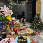 Ahsaas Channa Instagram - Christmas time is always going to be my favourite ✨❤️🎄🕯️❄️🥮🧣🍷☃️🥀