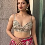 Ahsaas Channa Instagram - “Itna kyu aa gyi tum sajke” Outfit @vaishaliagarwal_ Jewelry: @swabhimannjewellery PR : @oakpinionpr