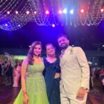 Ahsaas Channa Instagram - And that’s a wrap on the most beautiful and wholesome wedding I got to be a part of. Congratulations to my favourite couple ever. I love you both so much @ritikaturakhia01 @sunny2305 I made some amazing memories and friends during these 2 days. Always keeping these people close ❤️ #SunKissedRitika Wearing @kalkifashion Earrings @swabhimannjewellery Styled by my best @stylebykayal Aria Resort & Spa, Nashik