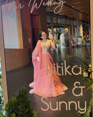 Ahsaas Channa Instagram - Meri Ritika ki shaadi hai 🤍💗💍

( see all photos, swipe till the end okay?)

Styled by @stylebykayal 
Wearing @kalkifashion