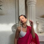 Ahsaas Channa Instagram - 🌷🪷🤍