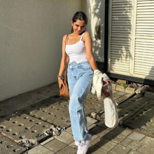 Ahsaas Channa Instagram - 🫧🧸⛅️🎀

Channelling my Shilpa Shetty energy from auzaar 

Bag @house_of_reecee 
Top @urbanic_in 
Jeans @bluebrew.in 
Shoes @adidasoriginals
