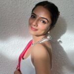 Ahsaas Channa Instagram - 🌷🪷🤍