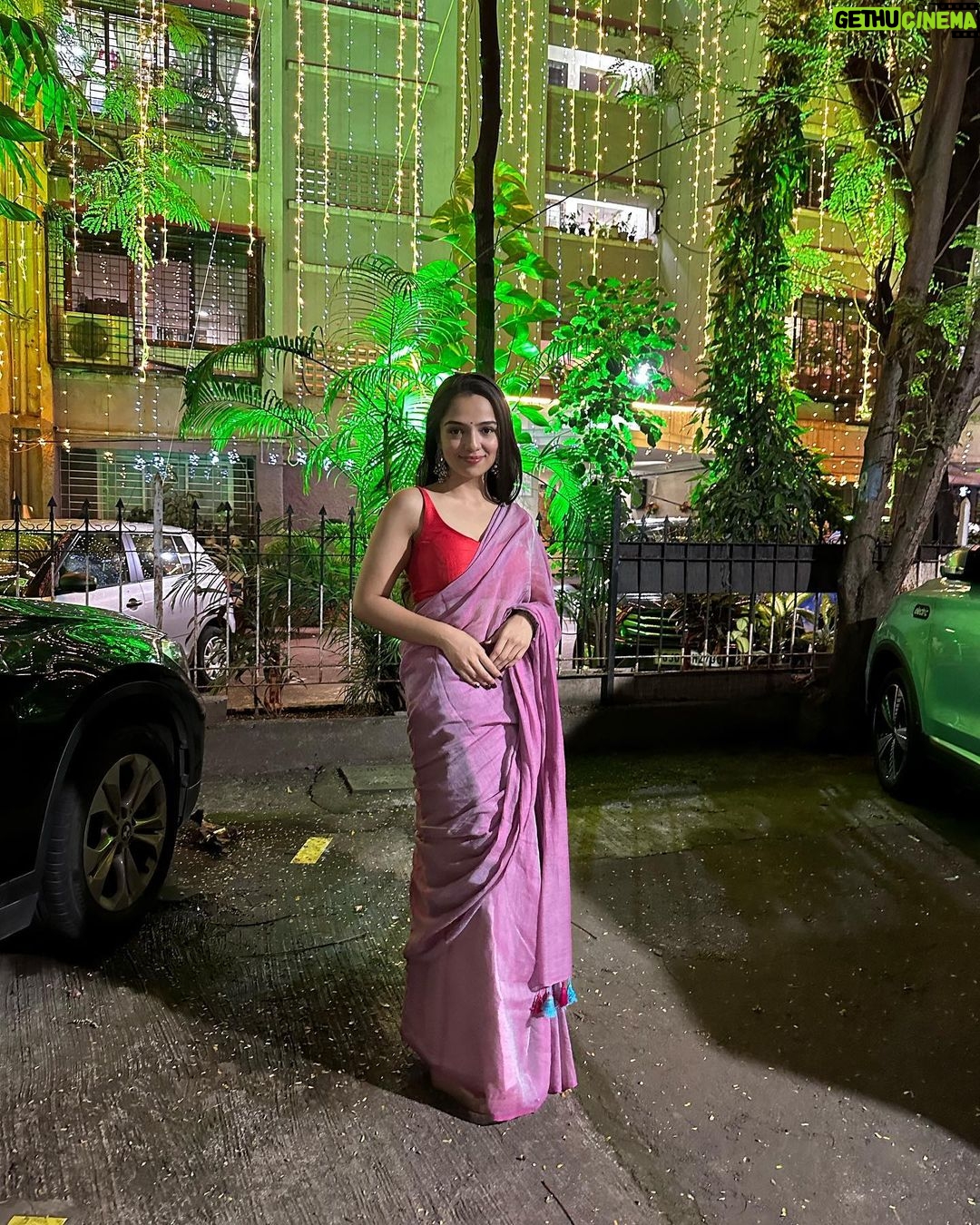 Ahsaas Channa - 525.3K Likes - Baby let the saree season begin 🧨✨🔥 🪔
#diwali
