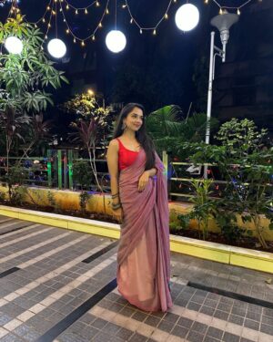 Ahsaas Channa Instagram - Baby let the saree season begin 🧨✨🔥 🪔

#diwali