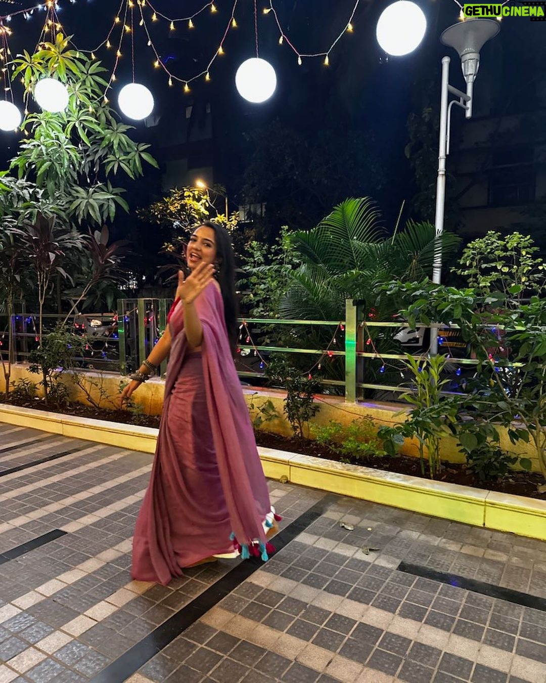 Ahsaas Channa - 525.3K Likes - Baby let the saree season begin 🧨✨🔥 🪔
#diwali