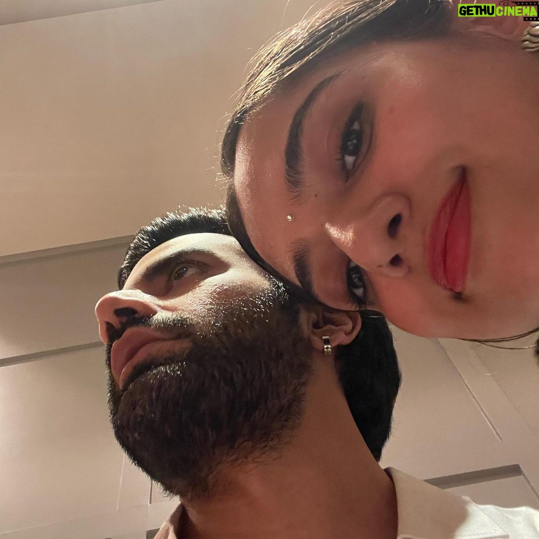Ahsaas Channa Instagram - Happy birthday Bunty!!! Cheers to more cheat days, unplanned expensive sunglasses shopping, long discussions about career and ambitions, only video calls and no meetings, laughing on stupid things, fake candids, magazine shoots and my gyaan on Star Wars. Love you