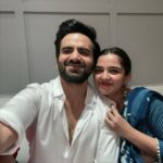 Ahsaas Channa Instagram - Happy birthday Bunty!!! Cheers to more cheat days, unplanned expensive sunglasses shopping, long discussions about career and ambitions, only video calls and no meetings, laughing on stupid things, fake candids, magazine shoots and my gyaan on Star Wars. Love you