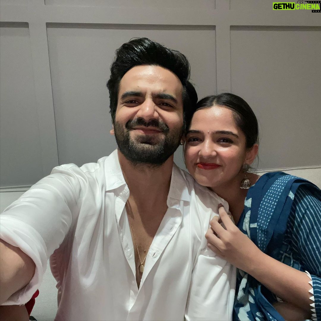 Ahsaas Channa Instagram - Happy birthday Bunty!!! Cheers to more cheat days, unplanned expensive sunglasses shopping, long discussions about career and ambitions, only video calls and no meetings, laughing on stupid things, fake candids, magazine shoots and my gyaan on Star Wars. Love you