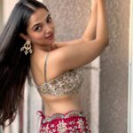 Ahsaas Channa Instagram - “Itna kyu aa gyi tum sajke” Outfit @vaishaliagarwal_ Jewelry: @swabhimannjewellery PR : @oakpinionpr