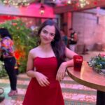 Ahsaas Channa Instagram - Jao, bula lo mujhe Coca Cola ki bottle, Santa clause, Christmas tree, etc Dress from @diamondlady.in
