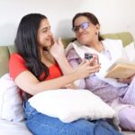 Ahsaas Channa Instagram - Mom aur mere jaise strong connection ke liye chahiye hoga na strong family plan? #ad #5GPlan #AirtelFamilyPlan [Airtel, Postpaid, Family Plan]