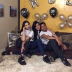 Aida Victoria Merlano Instagram - Gracias por tu ser, en general, porque tú has hecho de mi quien soy. Contigo aprendí a ver los obstáculos como pausas y no como impedimentos y aunque te lamentes por cada tragedia de tu vida que ha tropezado la mía, te juro por lo que quieras que yo las agradezco porque me han encaminado a lo que un día quise ser ❤️ Te amo infinitamente y a pesar de la distancia física te siento más cerca que nunca. 👸🏻💕