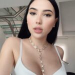 Aida Victoria Merlano Instagram - El otro día mi amada @yeilove me pidió que le dijera en video lo que para mí significaba ser sexy. Primero quise dejar claro que ser sexy y ser físicamente atractivo, no es lo mismo. Para mí eres sexy cuando eres consciente de qué tienes a tu disposición y sabes qué hacer con ello. Si logras proyectar eso, a mi juicio, tienes la tarea hecha. 💋 ¿Para ti qué significa ser sexy?