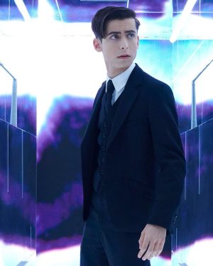 Aidan Gallagher Instagram - Thank you Netflix TUDUM! 
Comment your favorite scene of the season and how many times you’ve watched each season!
