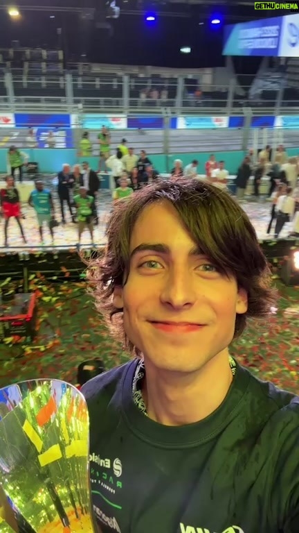 Aidan Gallagher Instagram - We won 🥳🏆 @envisionracing @fiaformulae