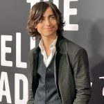 Aidan Gallagher Instagram – Thank you for all the love ♥️♥️♥️♥️♥️ @gerardway @gabriel_ba @steveblackmantv  @darkhorsecomics @ucp @netflix ☂️🪓☕️