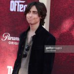 Aidan Gallagher Instagram - Last night had a blast watching Miles Teller killing it on “The Offer” premiere at my old home Paramount studio! #TheOffer @paramountplus Paramount Studios