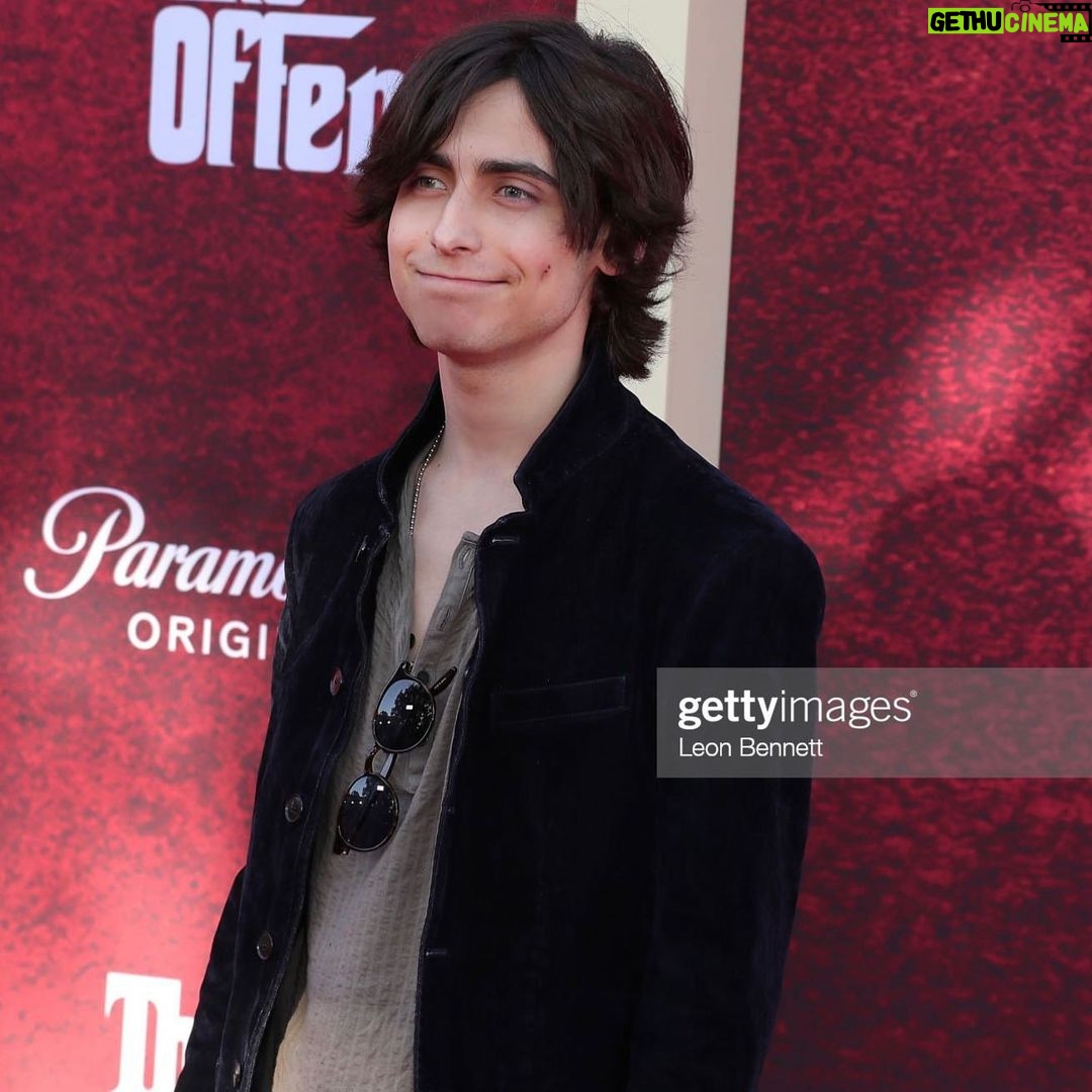 Aidan Gallagher Instagram - Last night had a blast watching Miles Teller killing it on “The Offer” premiere at my old home Paramount studio! #TheOffer @paramountplus Paramount Studios
