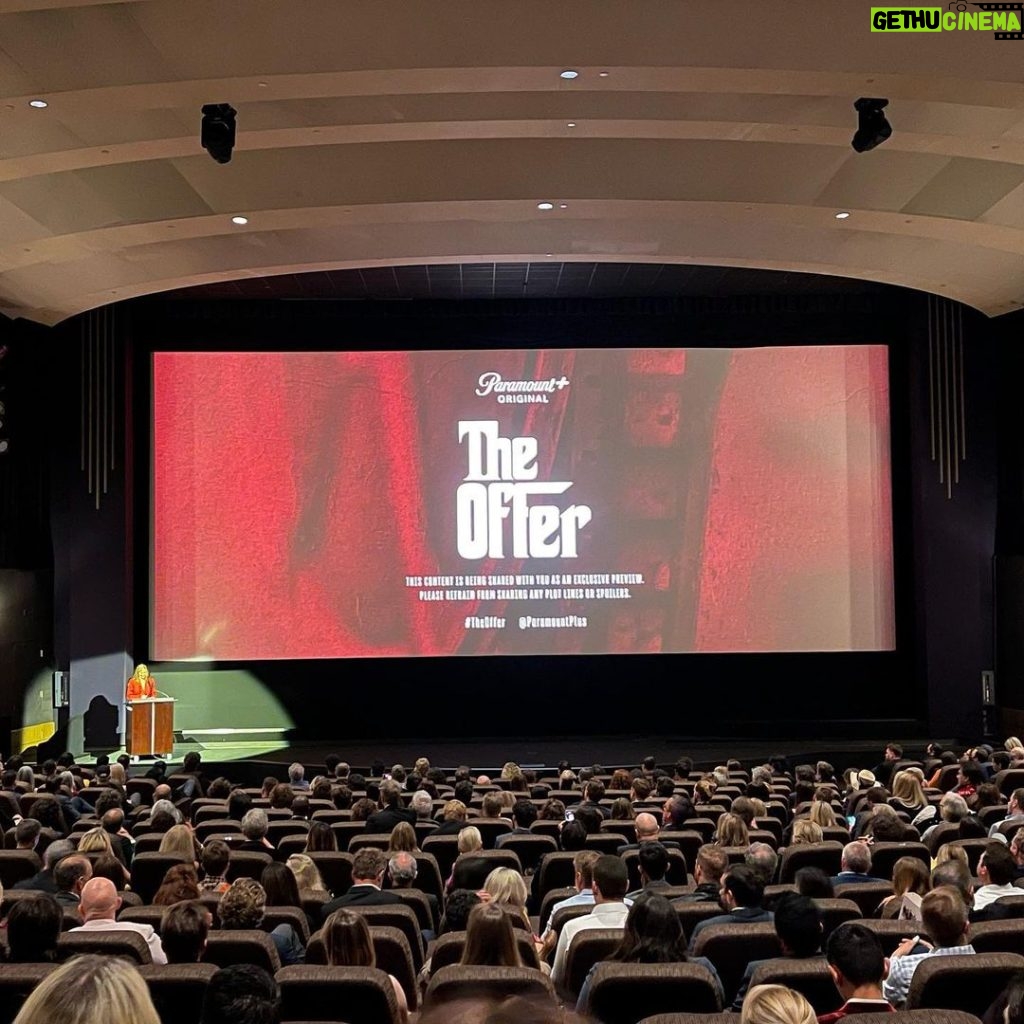 Aidan Gallagher Instagram - Last night had a blast watching Miles Teller killing it on “The Offer” premiere at my old home Paramount studio! #TheOffer @paramountplus Paramount Studios