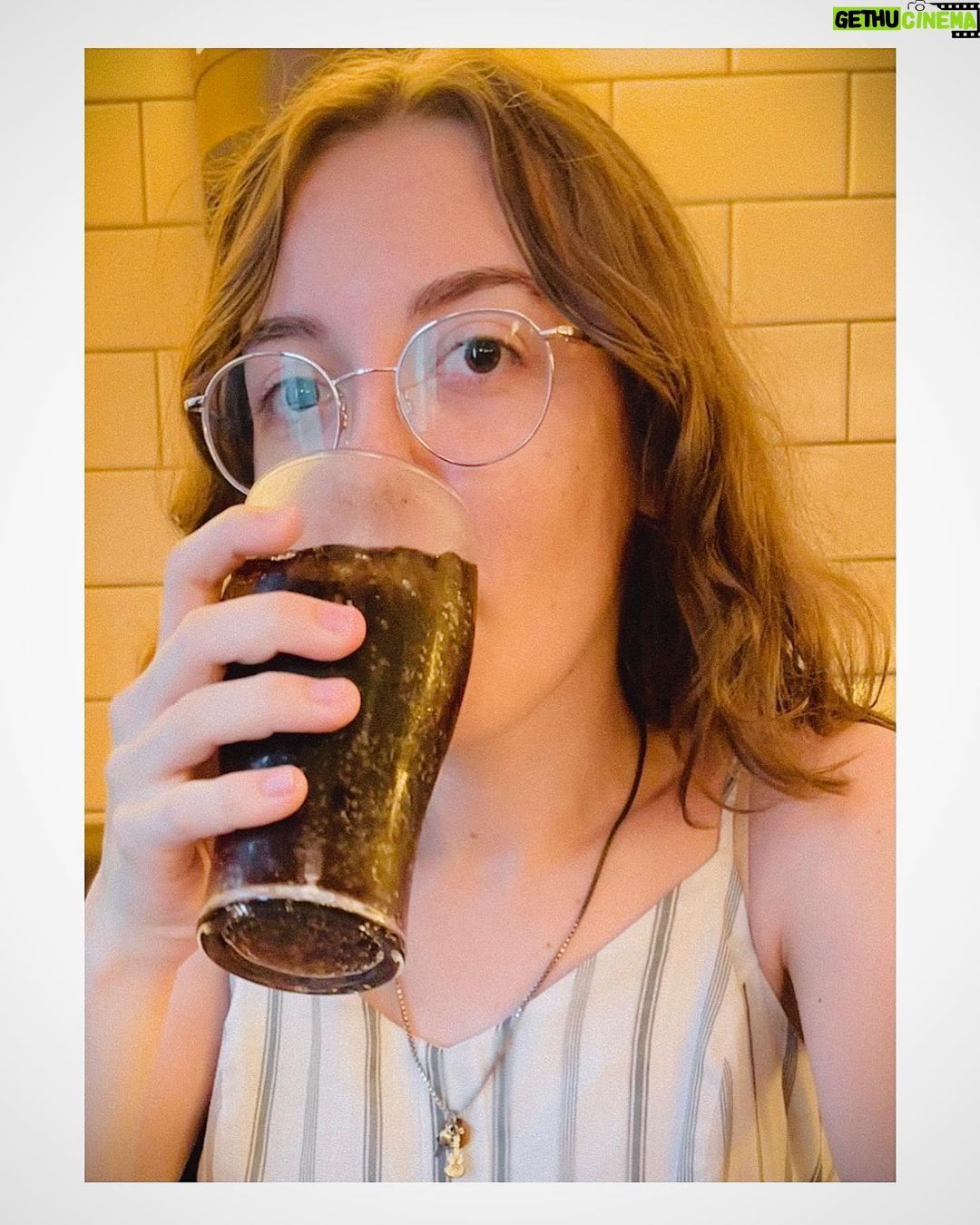 Aidan Gallagher Instagram - This one here turned 20 today π Yβall should go send her plenty of luv, she definitely deserves it ππ₯° Em, enjoy your special day!!!! π₯³π₯³ *seen here drinking the best cola at lunch w/ me back in NYC* New York City