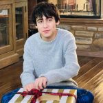 Aidan Gallagher Instagram - Happy Holidays ♥️