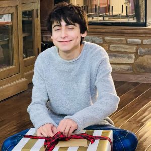 Aidan Gallagher Instagram - Happy Holidays ♥️
