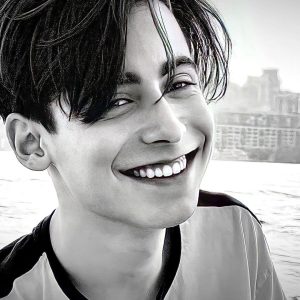 Aidan Gallagher Instagram - Maybe it’s all a dream...