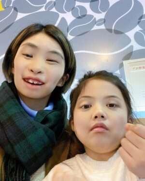Aiki Instagram - 너에게 소중한 11년째 #어린이날 🤍
a precious treasure to me #daughter