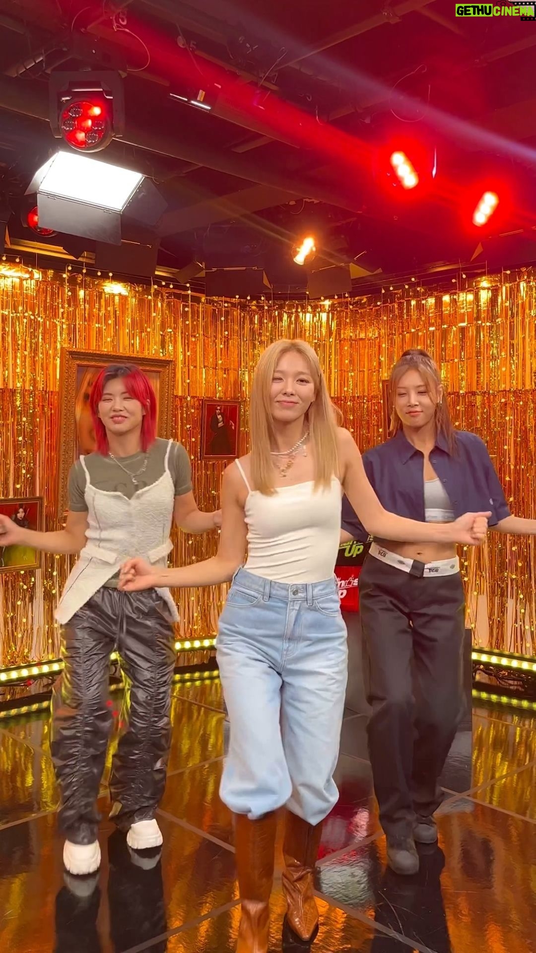 Aiki Instagram - 기억나니? K-dance 국민 챌린지 #원더걸스 🔥Tell me + Nobody + So hot
